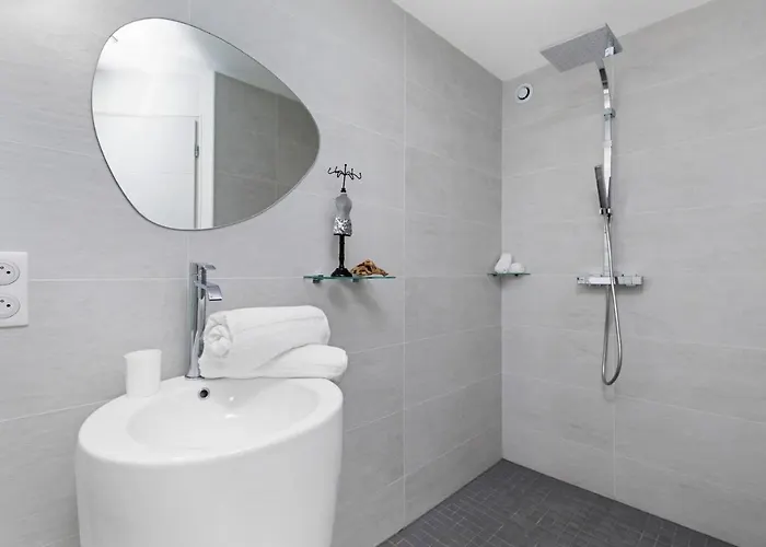 Village Naturiste R4n - Le Rocca V Héliopolis Luxe *